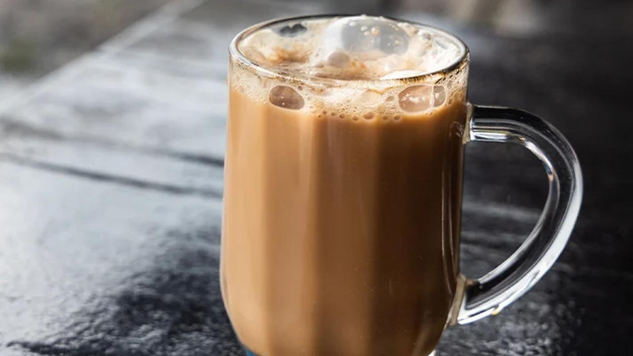 Berapa Kalori dan Nutrisi dalam Segelas Teh Tarik? Temukan Efeknya Jika Dikonsumsi Berlebihan