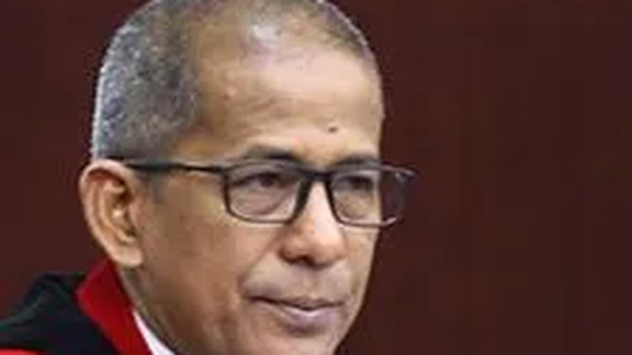Disidang MKMK Selama 1 Jam, Saldi Isra Ogah Bocorkan Materi Pemeriksaan