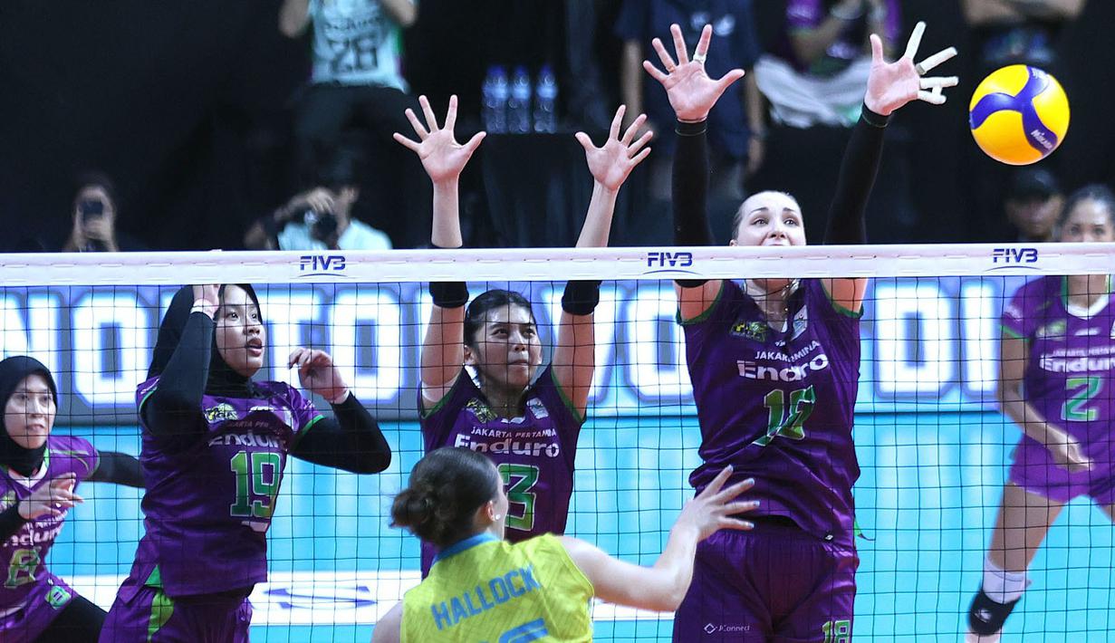 Juara bertahan tim putri Jakarta Pertamina Enduro (JPE) hanya butuh satu kemenangan lagi untuk memastikan satu tempat di babak Grand Final Proliga 2026. (Dok. PBVSI)