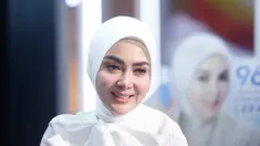 Syahrini bagikan rahasia cantik dan awet mudanya di usia 40 tahun. Apa saja? (Foto: © KapanLagi.com/Bayu Herdianto).