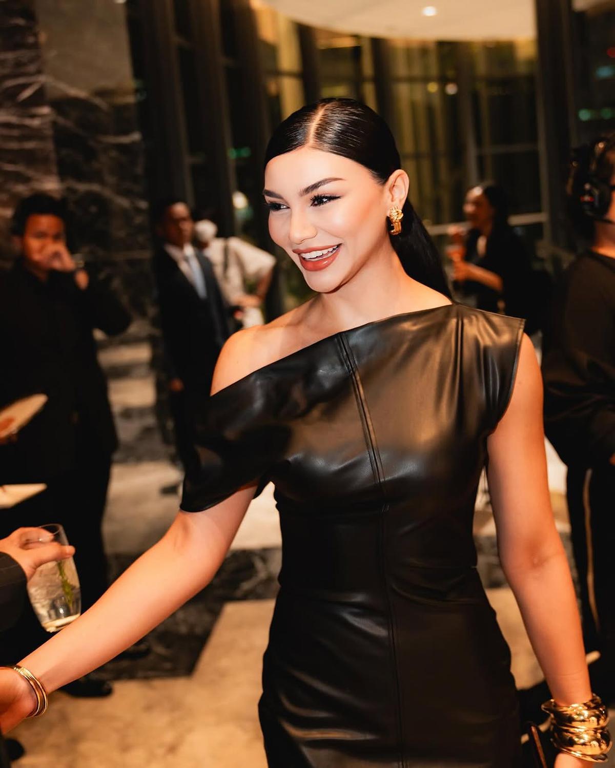 Potret Terbaru Jihane Almira dengan Dress Hitam, Makin Cantik Penuh Pesona
