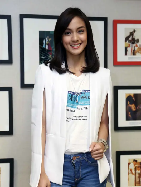 Nasya memang terbilang baru terjun didunia akting tanah air, namun ia membintangi film yang berjudul 'Abdullah v Takeshi' akan beradu akting dengan Dion Wiyoko. (Nurwahyunan/Bintang.com)