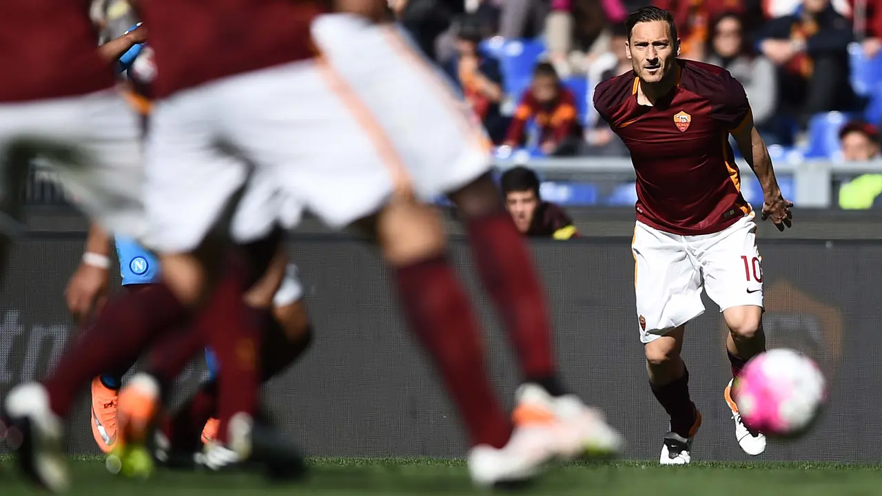 AS Roma dekati SSC Napoli di Klasemen Sementara Serie A