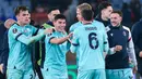 Empat gol Bologna dicetak masing-masing oleh Jonathan Rowe pada menit ke-22, Federico Bernardeschi (45+2 (P), Santiago Castro (58) dan Nicolo Cambiaghi (111). Sementara, tiga gol AS Roma dicetak Evan Ndicka (32), Donyell Malen (69 (P) dan Lorenzo Pellegrini (80). (AFP/Alberto Pizzoli)