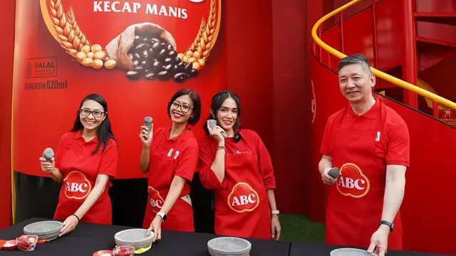 Ussy Sulistiawaty di PRJ 2024 (Dok. Istimewa)