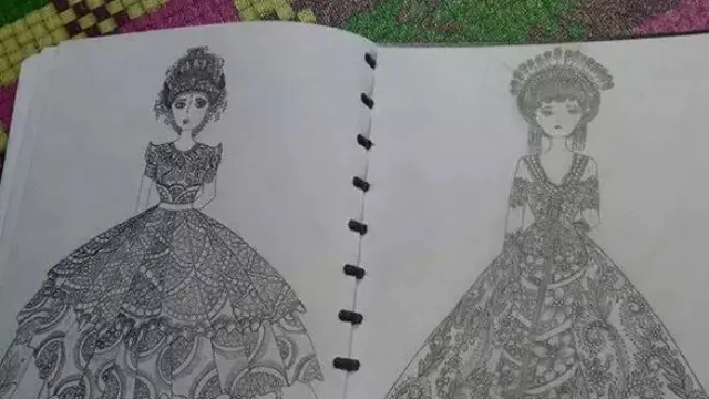 Viral, cerita Windi gadis disabilitas asal Pekalongan hasilkan desain gaun fantastis (Liputan6.Com/Fajar Eko Nugroho)