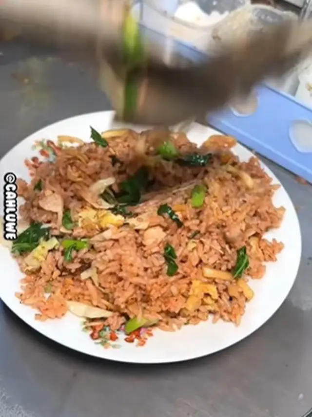 Nasi Goreng Mawut Pak Slamet (Tiktok/cahluwe)