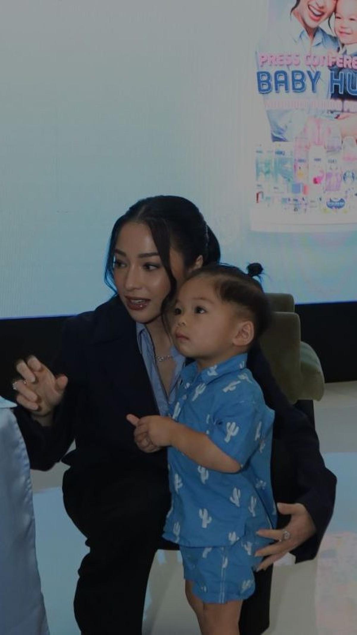 Ditolak dalam proses seleksi karena memiliki gigi yang strukturnya mirip dengan kelinci <br>