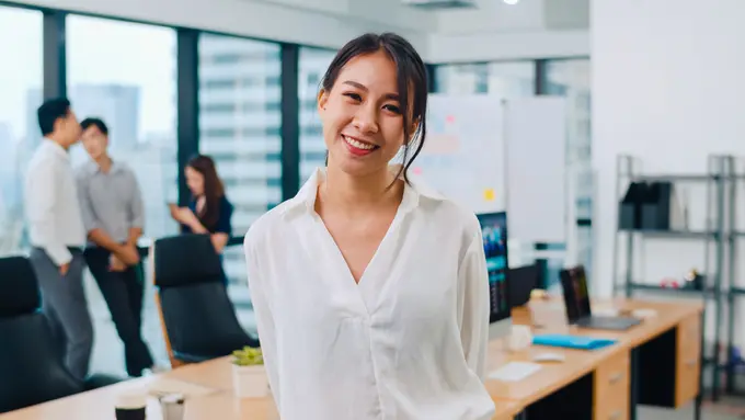 perempuan bekerja