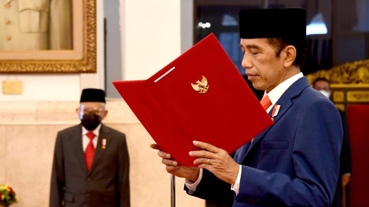 Presiden Jokowi melantik Kepala BRIN, Laksana Tri Handoko