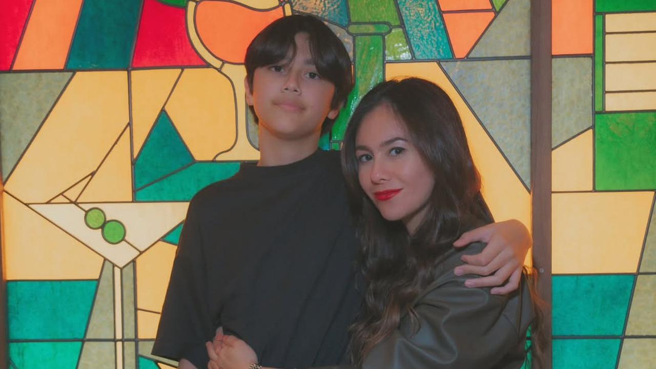 7 Potret Jeremiah Alric Anak Wulan Guritno yang Sudah Remaja, Si Bungsu tapi Tingginya Sudah Melebihi Ibu dan 2 Kakaknya