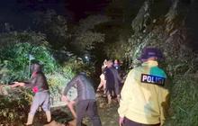 Petugas Gabungan Sigap Tangani Empat Titik Longsor Garut, Jalur Banjarwangi-Singajaya Kembali Normal