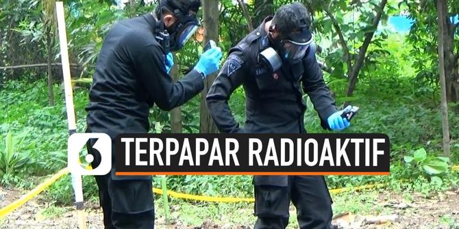 VIDEO: Gegana Pasang Garis Polisi di Tanah Lapang Terpapar Radioaktif