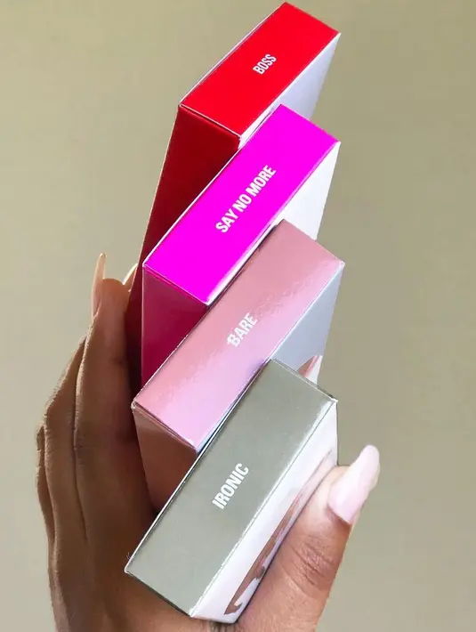 Menurut kamu, bagaimana warna terbaru koleksi produk kosmetik Kylie Jenner? (instagram/kyliecosmetics)