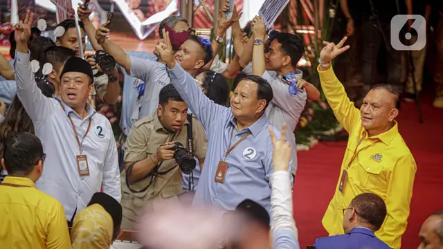 Aksi Adu Yel-Yel