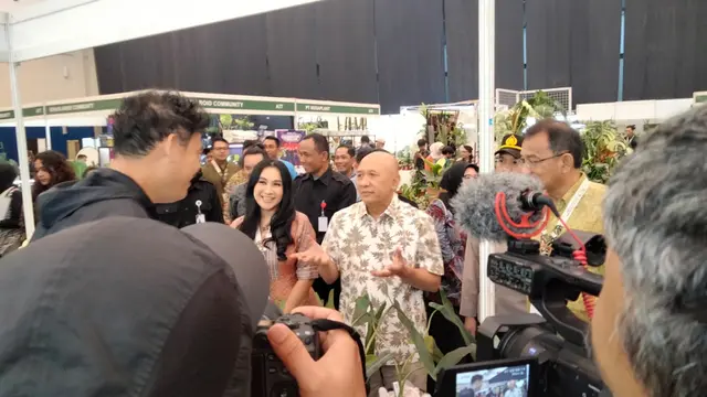 Drs. Teten Masduki, Menteri Koperasi dan UKM Republik Indonesia, di acara Floriculture Indonesia International Expo 2023