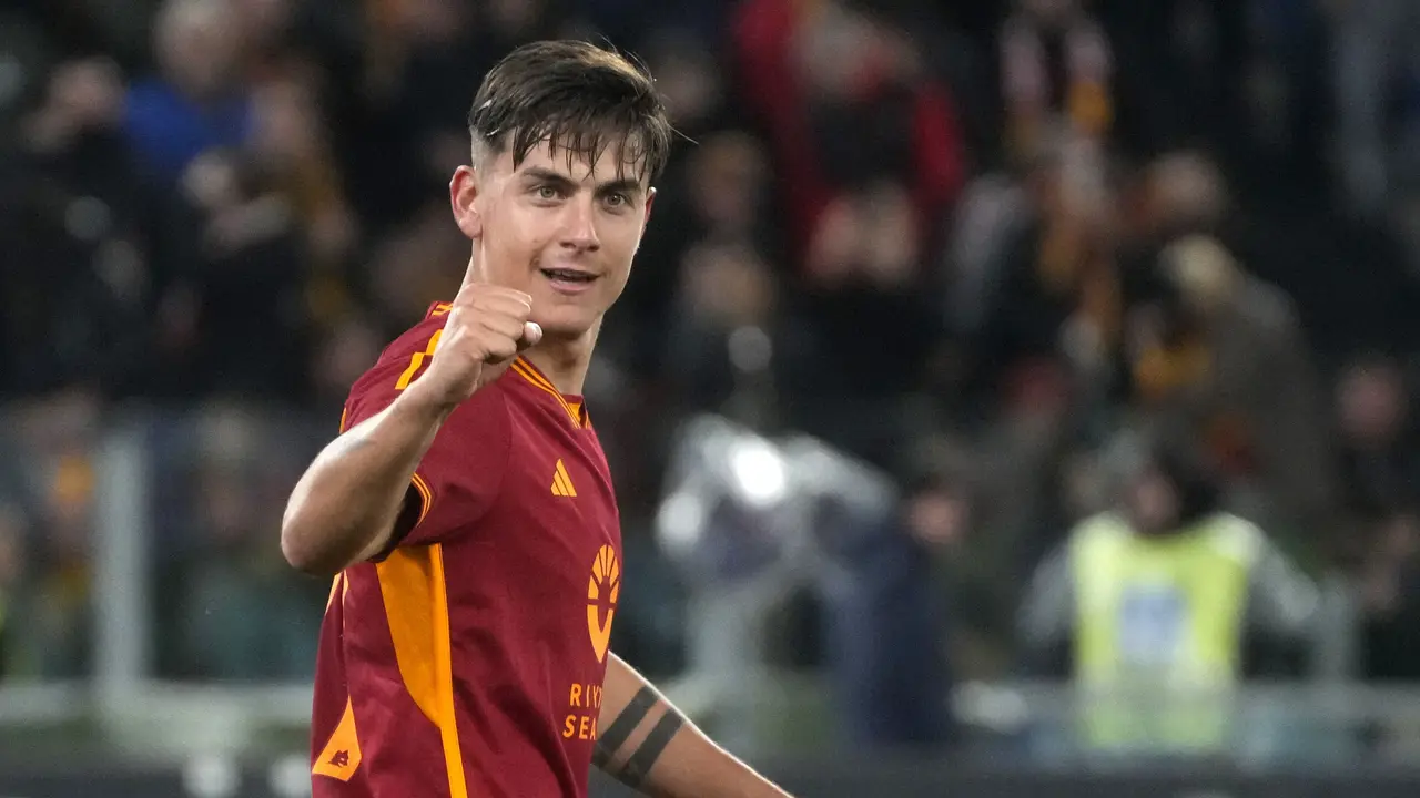 Foto: Paulo Dybala Jadi Pahlawan Kemenangan AS Roma atas Torino Lewat Tiga Golnya di Liga Italia