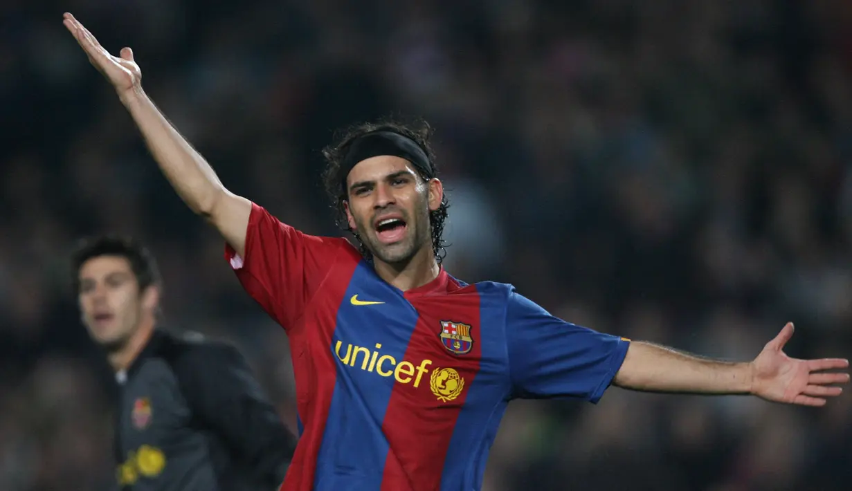 Rafael Marquez merupakan pemain yang mencuat namanya ketika membela Barcelona medio 2003-2010. Ia sempat mencicipi manisnya treble winners bersama Pep Guardiola. Selama 531 penampilannya di level klub maupun timnas, Marquez tercatat pernah mendapatkan 21 kartu merah. (AFP/Pierre-Philippe Marcou)