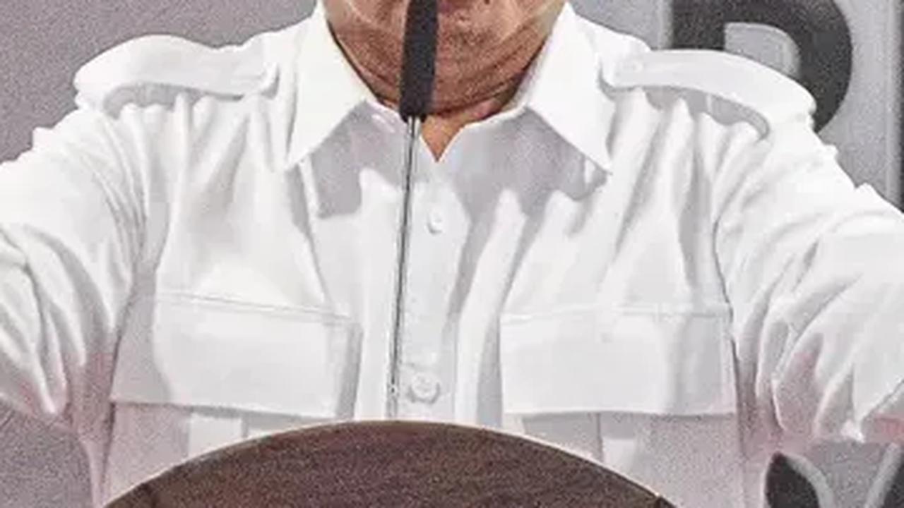 Prabowo: Saya Pakai Sepatu Buatan Indonesia, Tak Kalah dengan Italia
