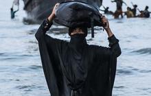 FOTO: Penampakan Kapal Kayu Berisi Ratusan Pengungsi Rohingya yang Ditolak Warga Aceh