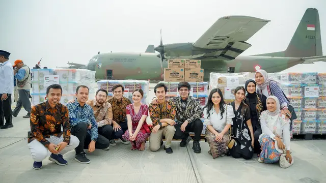 Presiden Jokowi, Syifa Hadju, Rachel Vennya, dan Tokoh Publik Lain Kirim 51,5 Ton Bantuan Kemanusiaan bagi Masyarakat Gaza. (Foto: Kitabisa)