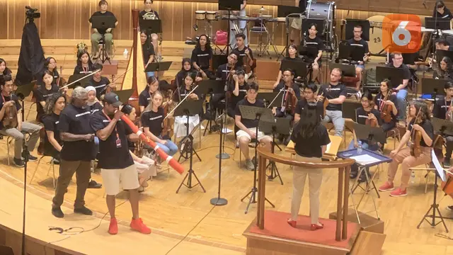 Grant dan Anaknya saat Rehearsal G20 Orchestra.