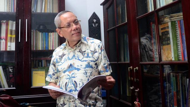 Prof Tjandra Yoga Aditama