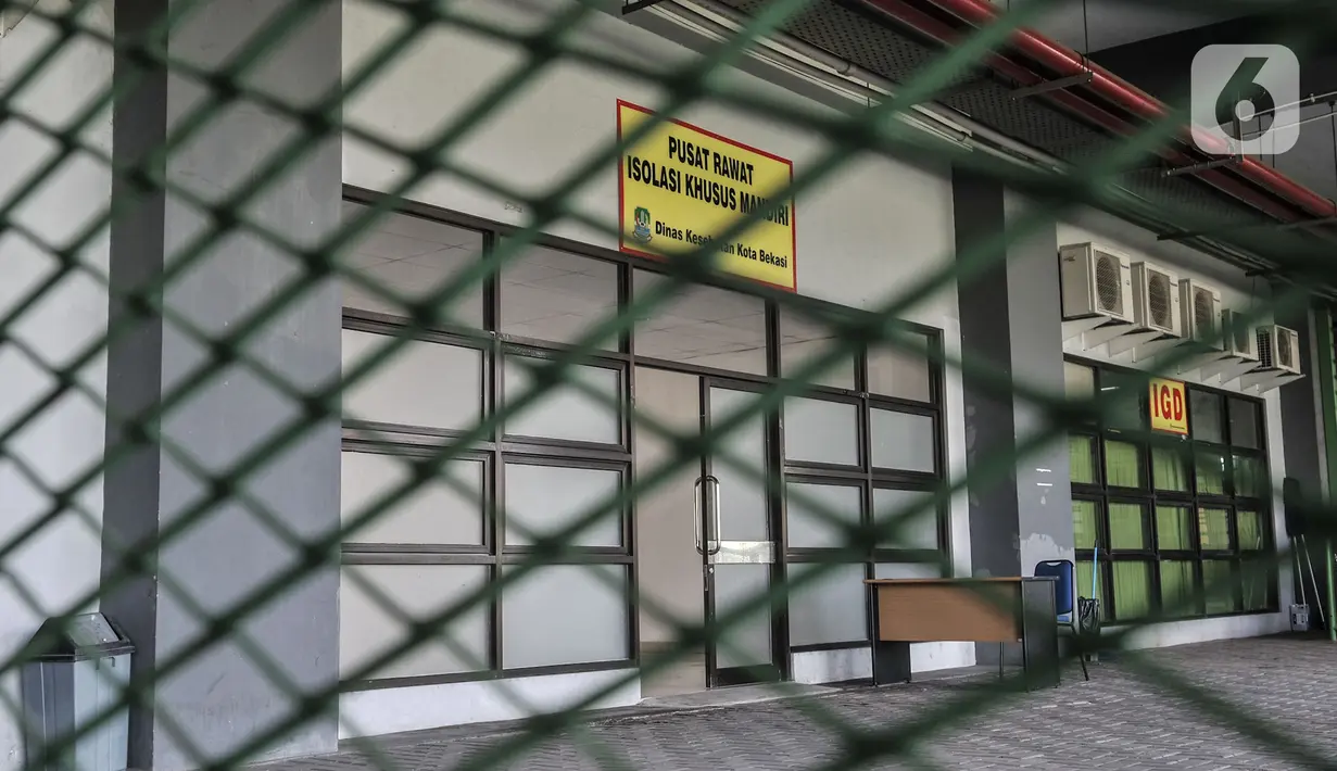 Pusat Rawat Isolasi Khusus Mandiri di Stadion Patriot Candrabhaga, Bekasi, Rabu (23/9/2020). Dinas Kesehatan Bekasi menyiapkan 57 tempat tidur di rumah sakit darurat itu untuk pasien Covid-19. (merdeka.com/Iqbal Nugroho)