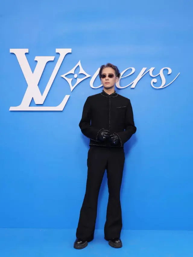 Adu Maskulin Gong Yoo, Jackson Wang, dan Yuta NCT127 di Show Louis Vuitton Men's Spring/Summer 2025, Penuh Visual Mematikan