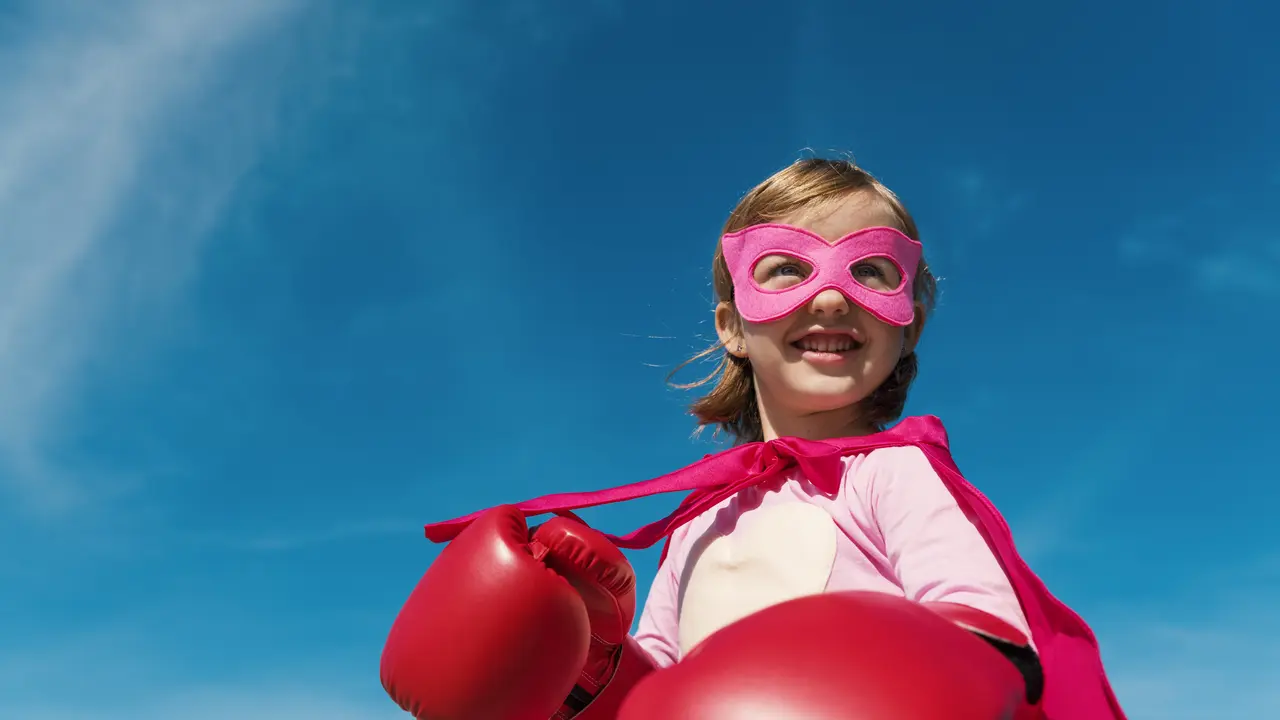 Bangun Kepercayaan Diri Anak Lewat Aktivitas Inner Superhero Cape yang Menyenangkan