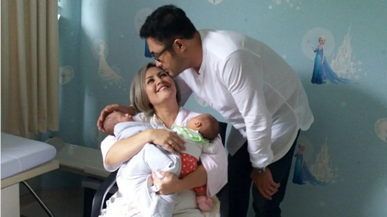[Bintang] Surya Saputra dan Cynthia Lamusu