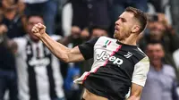 1. Aaron Ramsey - Ramsey menjadi satu pemain Juventus yang bakal ditendang dalam waktu dekat karena kontribusinya untuk Juventus pada musim lalu terbilang minim. Pirlo dikabarkan tidak lagi menginginkan keberadaan Ramsey di Juventus pada musim depan. (AFP/Isabella Bonotto)