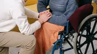 Arti Caregiver Beserta Tugas dan Perannya, Pengasuh Lansia yang Banyak Dicari