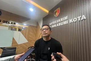 Lansia di Sukabumi Diangkut Polisi Usai Diduga Cabuli Belasan Anak, Nyaris Dikeroyok Warga