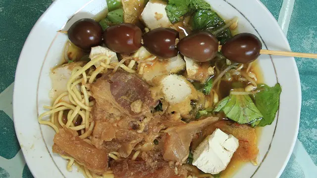 Tahu Campur