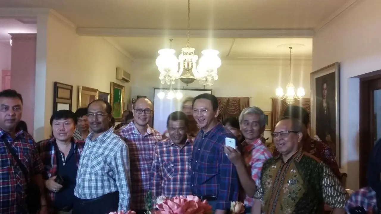 Ahok dan teman-teman kuliahnya di Universitas Trisakti