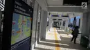 Suasana Halte Bus Transjakarta Bundaran Hotel Indonesia (HI), Jakarta, Senin (25/3). Halte Bundaran HI menjadi halte Transjakarta pertama yang terintegrasi fisik secara langsung dengan stasiun Moda Raya Terpadu (MRT). (Liputan6.com/Faizal Fanani)