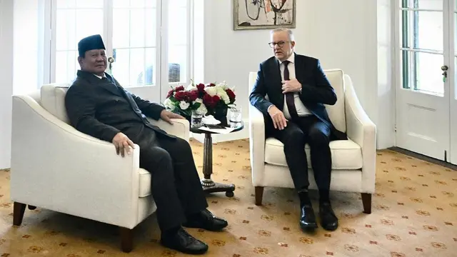 Presiden Prabowo Subianto melakukan pertemuan tête-à-tête atau empat mata dengan Perdana Menteri (PM) Australia Anthony Albanese di Kirribilli House.