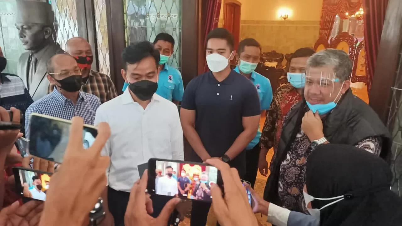 Empat nama itu berasal dari Jawa Tengah, Jawa Timur, Jawa Barat hingga luar jawa. Dari empat nama itu, salah satunya Wali Kota Solo Gibran Rakabuming Raka.<br>