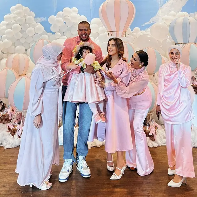 [Fimela] Tasya Farasya dan Ahmad Assegaf