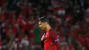 Penyerang Portugal Cristiano Ronaldo  berjalan usai pertandingan lanjutan piala Eropa 2016 grup F di Parc des Princes, Prancis, (19/6). Portugal bermain imbang 0-0 dengan Austria. (REUTERS/Christian Hartmann)