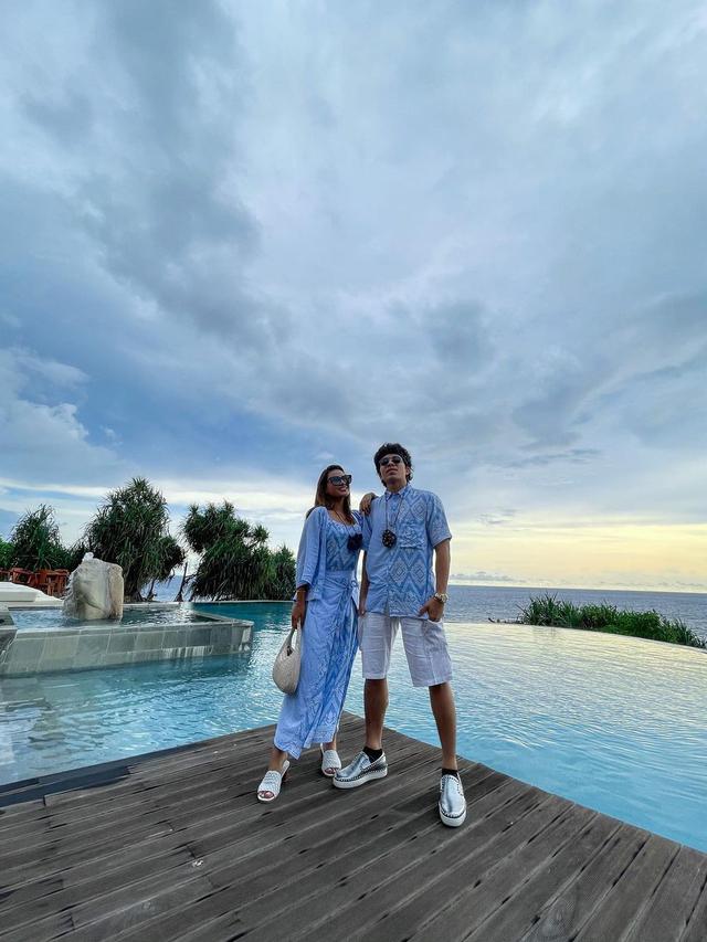 Atta Halilintar dan Aurel Hermansyah. (Foto: Instagram @aurelie.hermansyah)