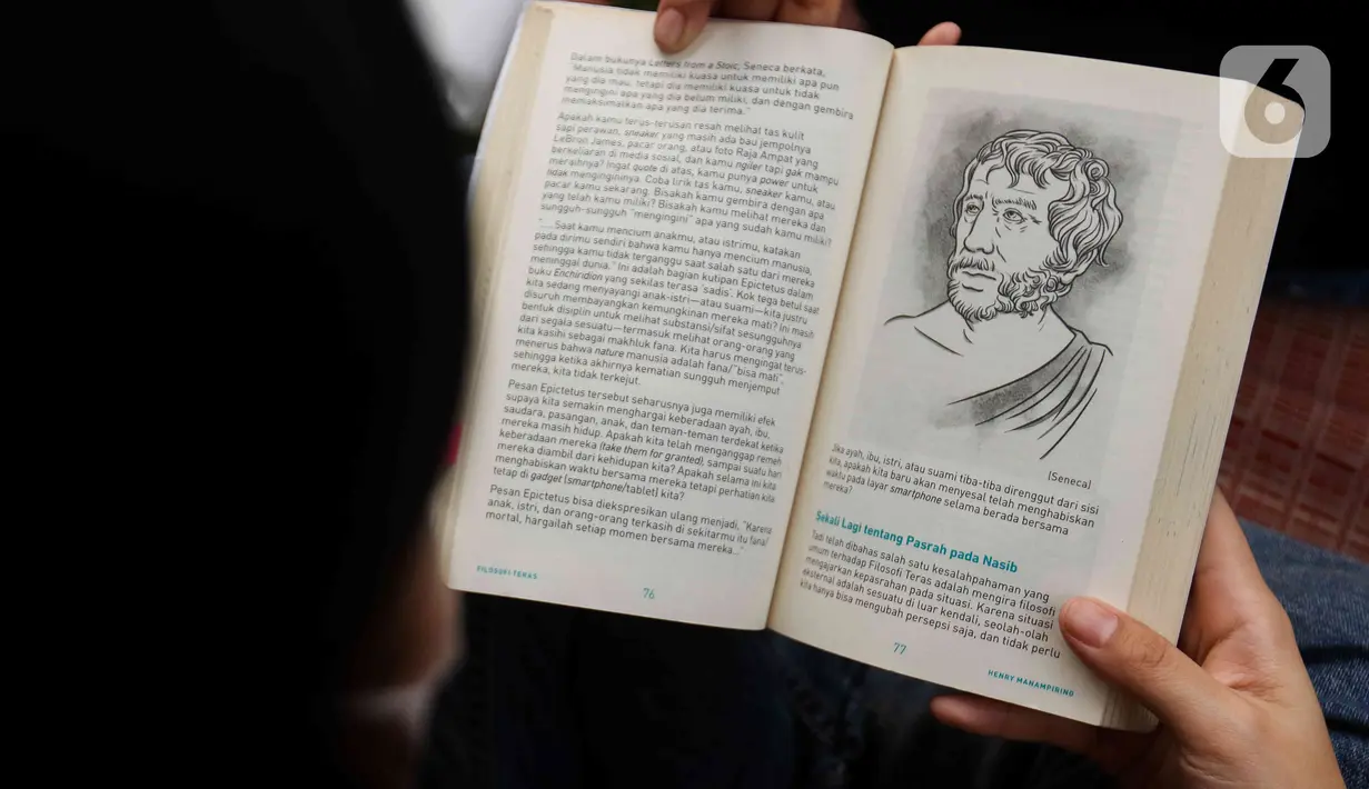 Segala genre buku dapat dibawa untuk mengikuti komunitas ini. (Liputan6.com/Herman Zakharia)