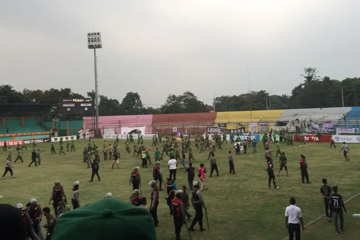 Persita Tangerang vs PSMS Medan