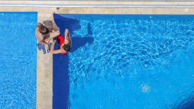 Berenang