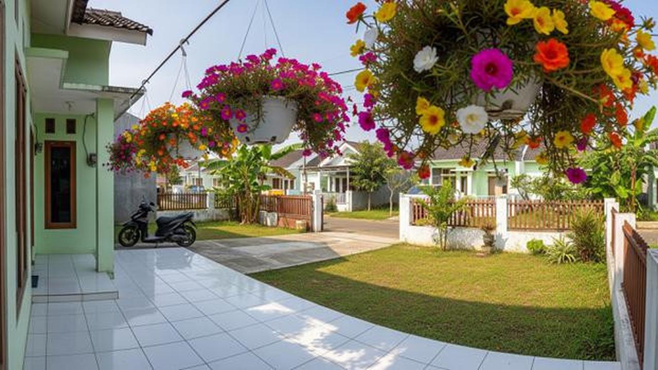 15 Tanaman Gantung untuk Teras Sempit yang Awet Meski Jarang Disiram, Percantik Halaman Rumah