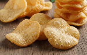 Ilustrasi kerupuk singkong (Image by Gemini AI)