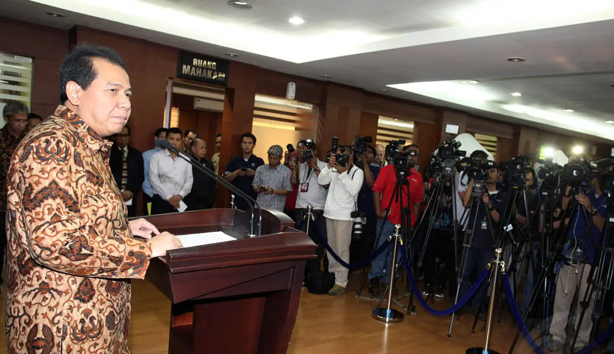 Dengan konferensi pers ini, Chairul Tanjung berharap berita mengenai pengunduran diri Karen tidak dipolitisasi dan tidak dipersoalkan lagi, Jakarta, Rabu (20/8/14). (Liputan6.com/Faisal R Syam)