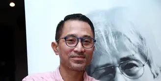 Artis peran dan produser Lukman Sardi (44) mengaku bahwa saat ini ia tengah disibukkan oleh persiapan untuk bermain dalam sebuah film bergenre smart action. (Deki Prayoga/Bintang.com)
