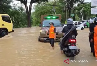 Banjir di Sentul. (Antara)